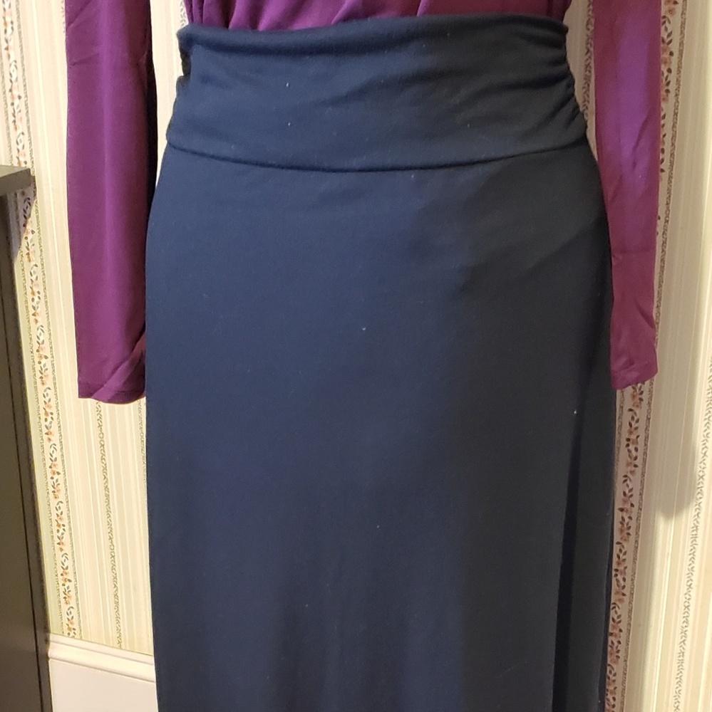 Black cotton/rayon maxi skirt